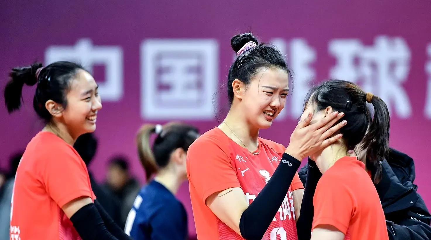 江苏女足主力球员受伤，火线复出助球队取胜的简单介绍