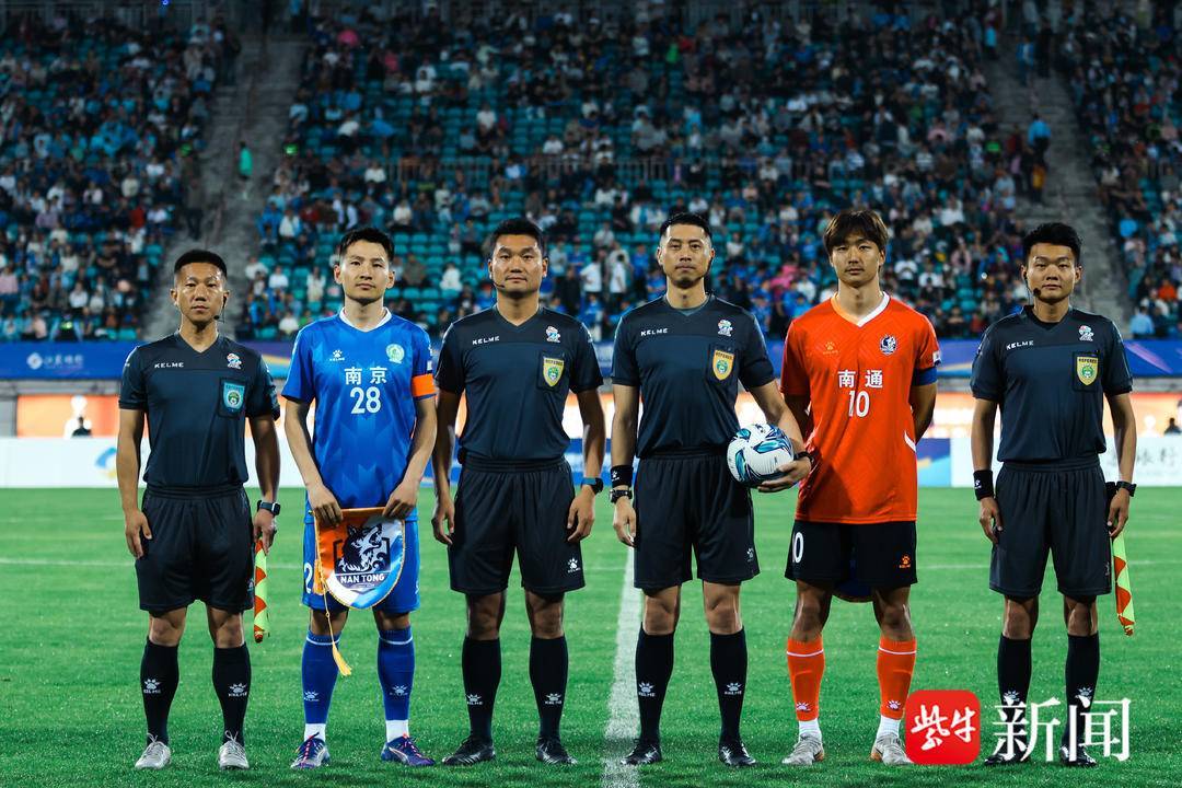 国内足球联赛精彩回顾：球员大放异彩，助力球队胜利的简单介绍
